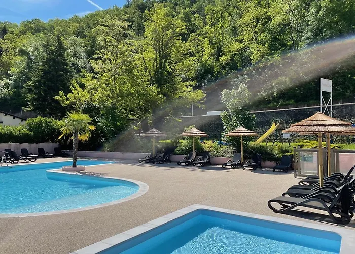 Camping Avec Piscine et Rivière à Tournon sur Rhône Ardèche Les Foulons